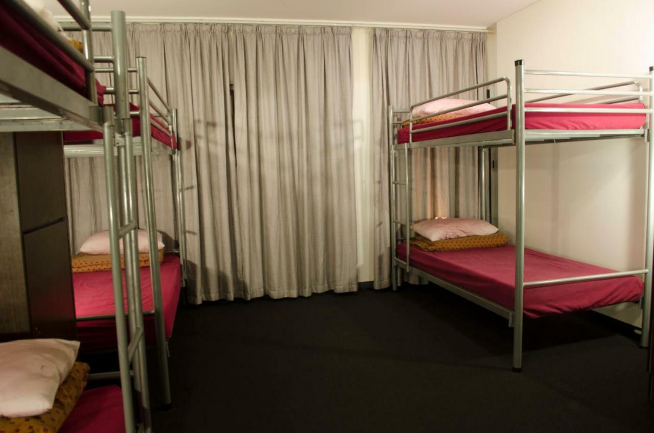 790 On George Backpackers Hostel Сидни Екстериор снимка
